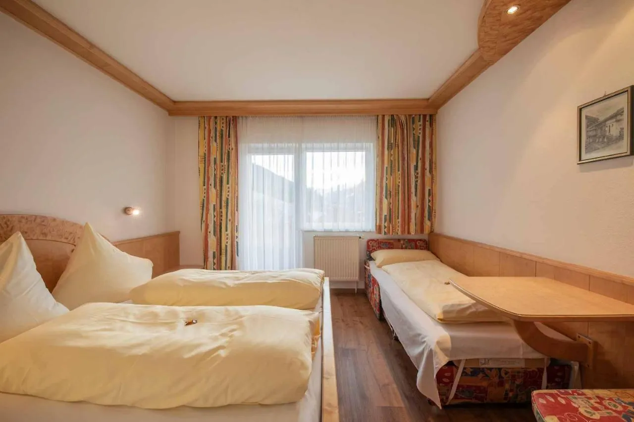 Haus Hubertus Hotel Mieders 4*,