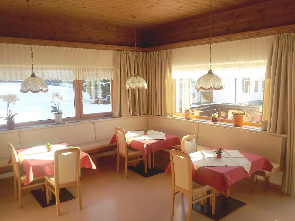 Haus Hubertus Hotel Mieders Guest house